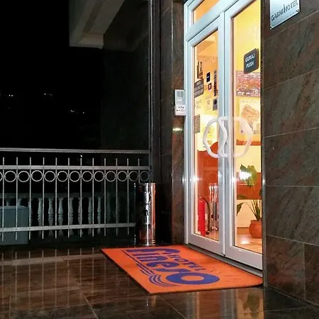Fineso Hotel