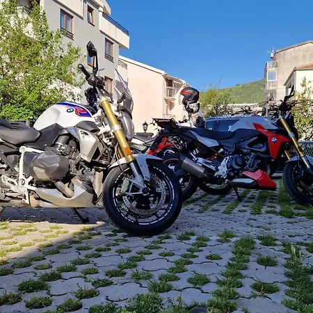 Fineso Budva